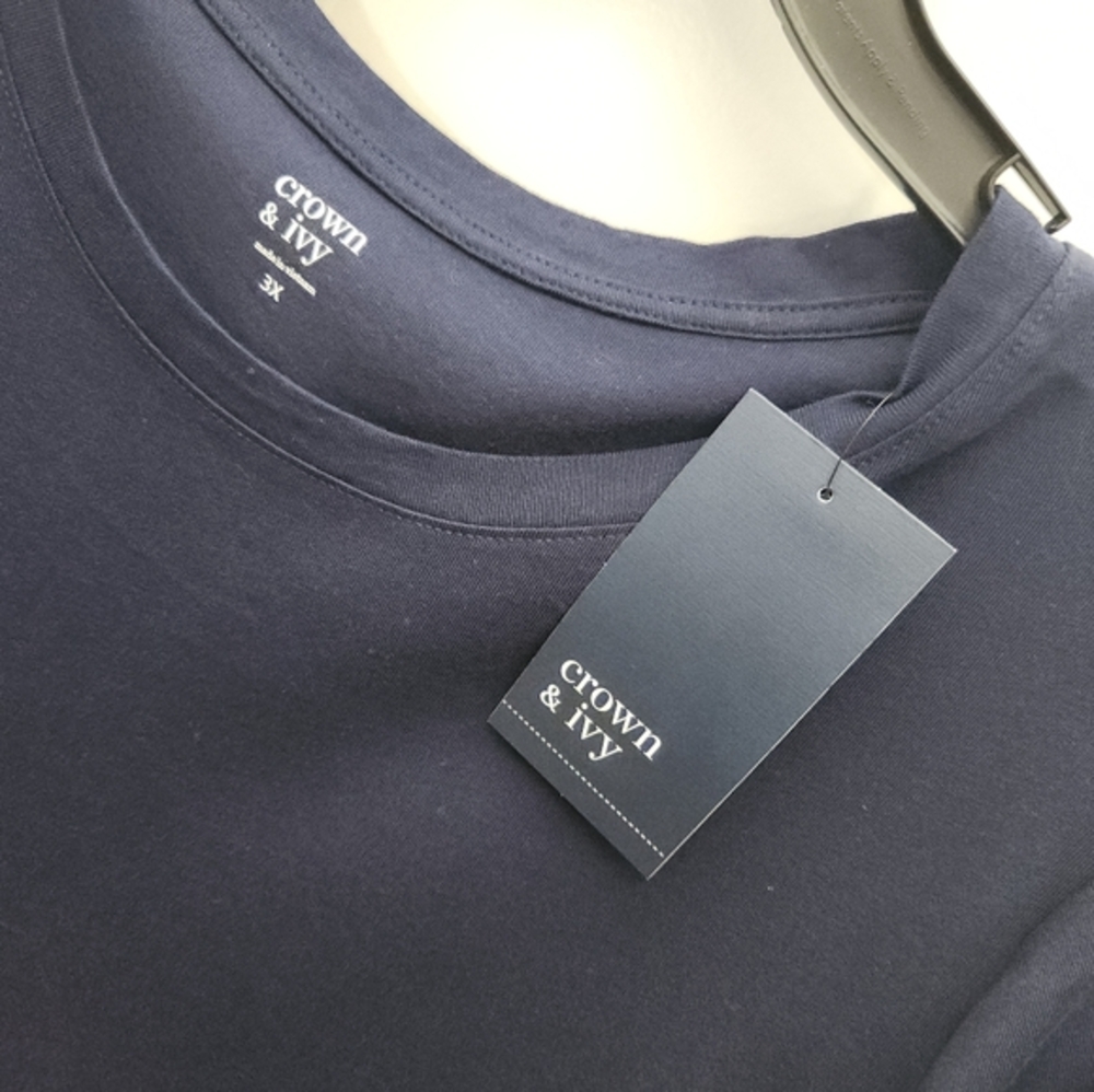 NWT Crown & Ivy Short Sleeve Navy T-Shirt Plus Size 3X - Picture 3 of 4